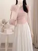 Camiseta rosa de manga corta de seda helada para mujer, verano, corte ajustado, moderna y versátil, adelgazante y entallada a la cintura, top de punto francés