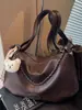 Bolsa de Moda com Aparência Sofisticada Feminina 2025 Nova Bolsa de Ombro Grande Capacidade Bolsa Transversal Fashion Bolsa Dumpling para o Dia a Dia