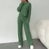 Conjunto casual de outono 2026 europeu e americano para mulheres: moletom com capuz de corte solto e calça comprida, um conjunto de duas peças para exportação