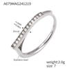 Anillo Misterioso Li Dongguan de Acero de Titanio con Diamante Completo Microincrustado de Circonita Diseño Abierto con Nicho Sentido del Diseño Acero Inoxidable Chapado en Oro Verdadero de 18K Femenino