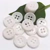 Botones de plástico para camisa de cuatro ojales de borde fino de color directo de fábrica, botones redondos de color caramelo hechos a mano para bricolaje