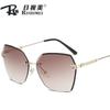 Gafas de Sol de Moda Trendy 2024 Metal Sin Montura Borde Cortado Gafas de Sol para Mujer Película Océano Gafas de Sol Coloridas