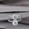 En stock en Panyu: Anillo de Mujer de Moissanita con Cuatro Garras, 2 Quilates, Plata S925 Chapada en Oro, Venta Directa de Fábrica