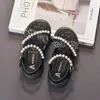 Sandalias de Perlas Francesas Estilo Hada Dos Formas Verano 2025 Nueva Moda Malla Suela Gruesa Pantuflas Versátiles Zapatos de Niña