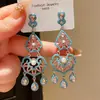 Agulha de Prata Luxo Leve Cravejado de Diamante Pérola Sintética Padrão Vazado Gota d'Água Brinco com Franja Estilo Palácio Retrô Nicho Brincos Requintados