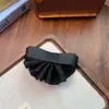 Falda plisada de estilo coreano Pinza para el pelo fruncida Pinza de resorte Diseño de color sólido Sentido del diseño Alto sentido Accesorios para el cabello de nicho Accesorios para el cabello Pinza para el cabello