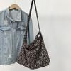 Bolsa transversal pequena estilosa e moderna com estampa de leopardo e zíper, bolsa de ombro grande para compras, bolsa de lona da moda para mulheres, atacado moderno