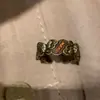 Anillos apilables vintage estilo millennial para mujer, anillos para dedo índice retro de lujo discreto de nicho, estilo corte desgastado de alta gama