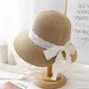 Sombrero de Paja con Lazo de Encaje de Estilo Nuevo de Verano para Mujer, Sombrero de Protección Solar de Ala Ancha, Sombrero de Playa Personalizable para Vacaciones al por Mayor