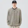Camiseta masculina de alta qualidade, estilo retrô americano, com retalhos listrados, gola redonda e manga longa, nova tendência de outono, caimento solto, básica, estilo marinheiro