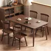 Mesa de jantar e cadeiras em madeira maciça cor nogueira madeira de seringueira doméstico sala de estar apartamento pequeno mesa de jantar simples Nórdico