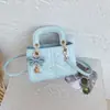 Bolso de Mano para Mujer con Diseño de Diamantes, Nuevo Modelo de Verano 2026, Bolso Tote Pequeño de Alta Gama y Exquisito para Salidas, Viajes al Trabajo, Hombro Único, Bandolera, Bolso Pequeño Cuadrado