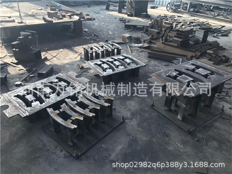 河南市政检查井砖机模具.jpg