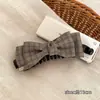 Pinza de Plátano de Satén de Gama Alta Estilo Coreano, Pasador Exquisito y Versátil para Mujer, Nuevo Modelo 2026, Pinza de Moño, Accesorio para el Cabello de Pinza Vertical