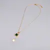 L94 Venta al por mayor de fábrica Collar de acero inoxidable color esmeralda y dorado para mujer, Cadena para clavícula con diseño de otoño, Estilo extensible ajustable