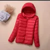 Chaqueta de Plumón Talla Grande para Mujer con Capucha Cuello Alto Corta Estilo Coreano Estudiante Linda Adelgazante Ligera Chaqueta de Plumón Promoción Fuera de Temporada