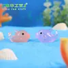 Golfinho Sete Cores Brilha no Escuro Pingente de Pelúcia Musgo Micro-Paisagem Ornamento Criativo Joia Artesanato em Resina