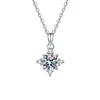 Collar de plata de ley S925 con colgante de trébol de cuatro hojas con forma de diamante de moissanita, cadena para la clavícula elegante y estilosa, joyería de venta cruzada KT más vendida