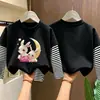 Camiseta base de imitación de dos piezas para niñas, ropa de otoño, algodón puro casual nuevo estilo 2026, camiseta de manga larga para niñas, temporada de otoño