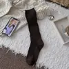 Calcetines de becerro color marrón melardo para mujer, primavera y otoño, color liso, estilo japonés, adelgazantes, otoño e invierno, calcetines de algodón de tubo alto apilados color marrón