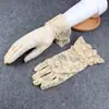 Guantes de Encaje de Verano para Mujer Delgados Sexy Negros Elásticos Elegantes para Conducir al Aire Libre Protección Solar Transpirables Moda Corta de Primavera y Otoño