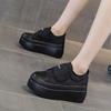 Tênis Branco Plataforma para Mulheres 2026 Primavera e Outono Novos Sapatos Slip-On Femininos Sapatos Biscoito com Velcro Mocassins Casuais de Solado Grosso