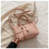 Bolso de Cubo de Estilo Occidental para Mujer, Bolso de Mano Literario de Primavera y Verano 2025 Nuevo Estilo Coreano Casual Bandolera Cruzada de Hombro