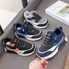 Nuevos Zapatos Deportivos para Niños Primavera y Otoño Zapatos de Correr de Moda para Niños Zapatos Casuales de Cuero con Suela Suave para Estudiantes de Primaria
