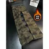 Calça jeans masculina vintage camuflada com forro de fleece, calça de trabalho estilo retro americano de inverno, calça reta com barra alargada lavada