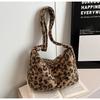 Bolsa Simples Estilo Coreano Estilo Preguiçoso Feminina Outono Inverno 2024 Nova Moda Versátil Casual Bolsa de Ombro de Mão Versátil