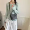 Moda de Alto Padrão Transfronteiriça Nova Coleção Primavera 2026 Design de Nicho Bolsa Feminina Simples de Ombro Transversal