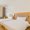 Huayi Hotel Furniture Habitación Estándar Juego Completo Estilo Tronco de Resort Modelo de Habitación de Hotel Muebles Fijos Fabricante de Proyectos
