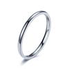 Anillo sencillo liso de acero inoxidable japonés y coreano, anillo único de acero de titanio, mujeres no dejan caer pigmento, anillo para amantes, joyería de mano al por mayor
