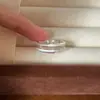 Anillo de Doble Capa Exquisito de Lujo Ligero para Mujer Líneas Geométricas Personalidad Versátil Temperamento Anillo Abierto Ajustable Índice de Celebridad de Internet de Nicho