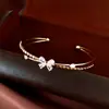 Pulsera Abierta de Doble Capa con Mariposa de Zircón y Gota de Agua, Pulsera de Banda de Estilo Vintage de Lujo Ligero, Joyería de Mano de Moda