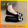 Sapatos rasos estilo francês com strass para mulheres, novo modelo de verão 2025, saltos altos elegantes para o trabalho, versáteis com saias, sapatos de festa