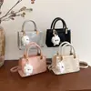 Bolso Cruzado de Moda Estilo Coreano para Mujer, Bolso de Mano Cuadrado Pequeño, Bolso de Hombro Nuevo Modelo 2026 Moderno y Sencillo, Venta al por Mayor de Tendencia