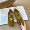 Sapatos Mary Jane Retrô de Camurça com Solado Macio 2026 Verão Novo Salto Baixo Versátil Fivela Única Combine com Saias Sapatilhas