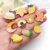 Mistura de 20 Estilos de Folha de Bordo Amarela com Gotejamento de Óleo Lua Favo de Mel Acessórios de Joias Pingentes DIY Pulseira Colar Chaveiro Charms