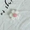 Nueva Flor de Hilo de Seis Pétalos Accesorios de Mohair Flor de Peluche DIY Decoración para Funda de Teléfono Colgante Accesorios para Ropa