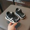 Zapatillas Deportivas de Moda para Niños 2026 Primavera Nuevo Modelo Diseño de Piel para Niñas Zapatos Deportivos Estilo Coreano Zapatos Casuales para Niños