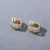 Brincos de moda europeia e americana ins de metal de alta qualidade com blocos de cores dourado e prateado, tarrachas de agulha de prata S925, brincos de personalidade estilosos de nicho