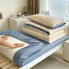 Conjunto de tres piezas para estudiante: Juego de sábanas y funda de edredón de algodón lavable y amigable con la piel, juego de tres piezas para cama alta de dormitorio de estudiante