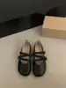 Zapatos Mary Jane estilo retro francés con plantillas interiores que aumentan la altura y correas cruzadas, nueva colección 2025 para mujer, diseño de punta poco profunda, perfectos con vestidos, bailarinas