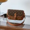 Bolsa Pequena Feminina 2026 Nova Bolsa Quadrada Pequena Casual Elegante e Única Bolsa Transversal Grande Capacidade Bolsa de Ombro para o Dia a Dia Bolsa Feminina