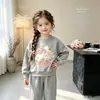 Conjunto Dulce para Niñas Estilo Coreano Tendencia de Moda Primavera y Otoño Nuevo Patrón de Nube Sudadera de Manga Larga y Pantalones Jogger Elegante Conjunto de Dos Piezas