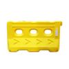 Cubo anticolisión de tres agujeros para caballos de agua, recinto de plástico para obras de construcción, cubo de barricada naranja reflectante para carreteras, aislamiento municipal engrosado, inyección de agua
