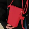 Bolso Pequeño Exquisito y de Moda para Mujer 2026 Nuevo Bolso Cruzado Versátil Popular de Verano Bolso Cubo de Venta Caliente Bolso para Teléfono