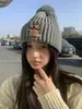 Itens em Liquidação~ Gorros de Tricô Outono/Inverno, Chapéus de Lã, Chapéus Bucket Que Afinam o Rosto, Chapéus de Pescador Versáteis Estilo Coreano