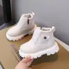 Botas de Moda para Niñas 2026 Invierno Nuevas Botines para Niñas Estilo Británico Moda para Niñas Botas de Algodón Suaves con Forro de Felpa para Niñas